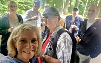Wanderung mit „Worscht und Woi“:  Köbberling lädt zu „Walk & Talk“